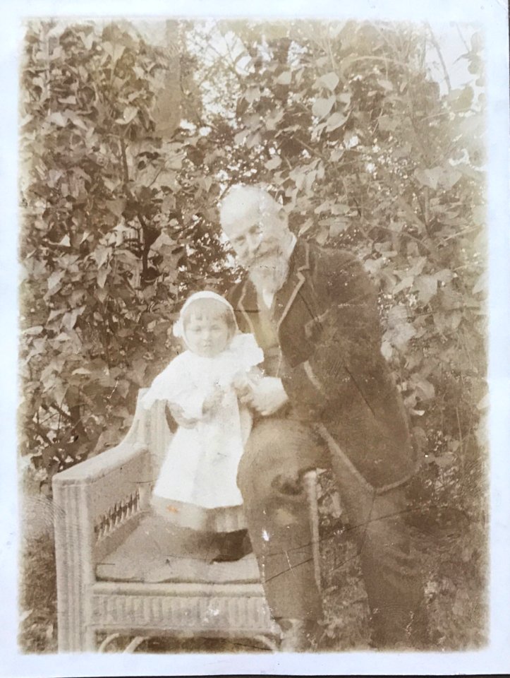 Max Böhme and daughter Lotte Böhme ca. 1912