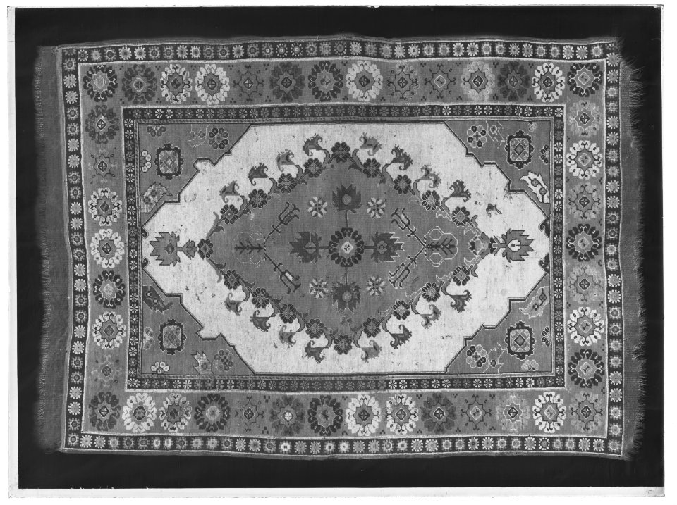 Matta från ushak-området, s.k. Siebenburgermatta - Skoklosters slott - 68763-negative
