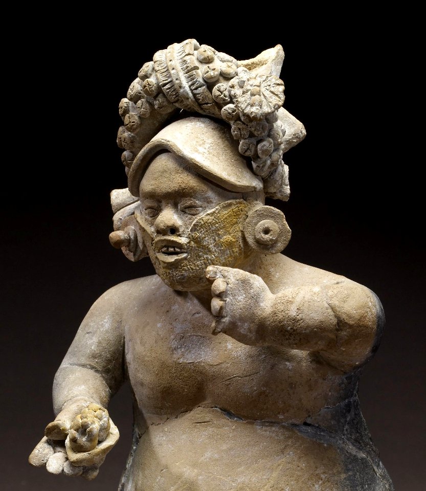 Mayan - Dwarf Figurine - Walters 20092036 - Detail A