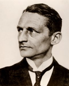 Max Sauerlandt by Hugo Erfurth, c. 1930