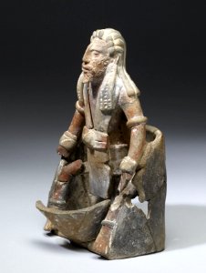 Mayan - Seated Male Figure - Walters 20092031 - Three Quarter Left