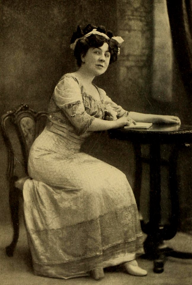 May Isabel Fisk - The eternal feminine