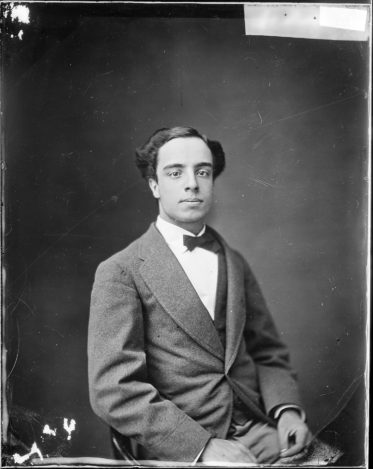 Mr. Devlin - NARA - 525792