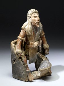 Mayan - Seated Male Figure - Walters 20092031 - Three Quarter Right