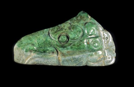 Mayan - Vulture Head Pendant - Walters 42549 photo