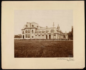 Mr. O.H.P. Belmont, Belcourt, Newport, R.I. - Frank H. Child, photographer, Newport, R.I. LCCN2014650199
