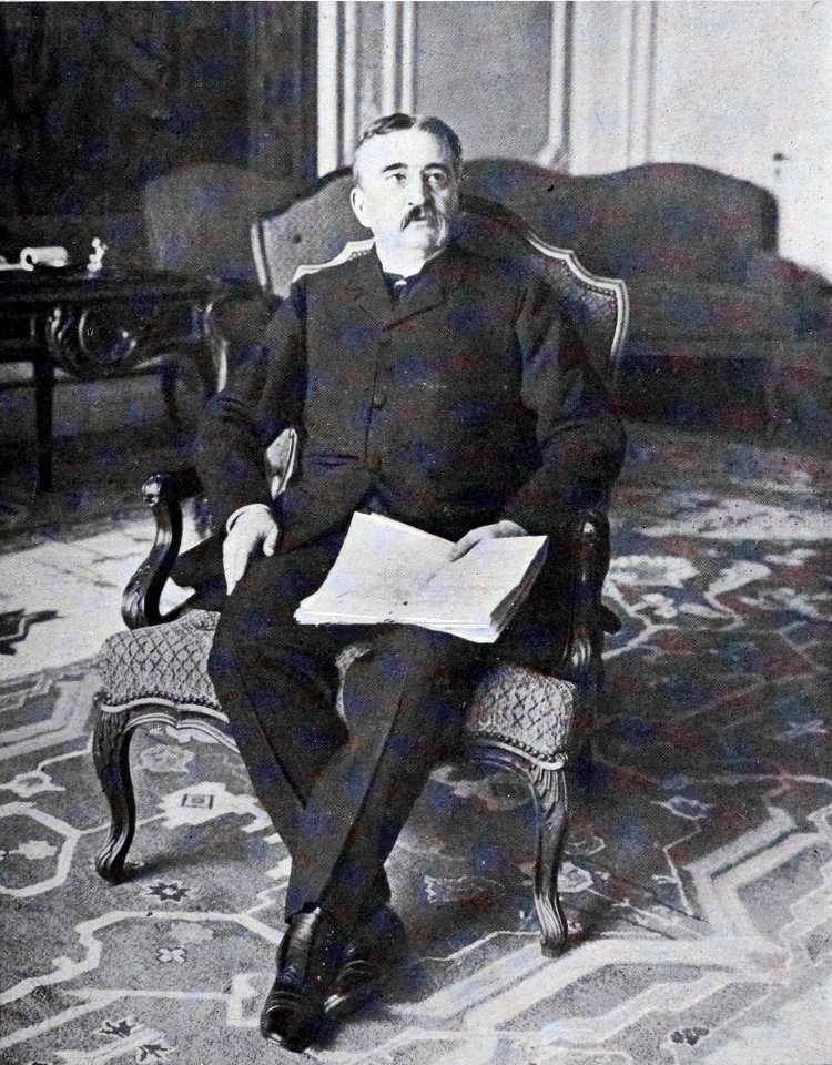Mr. Pichon, de Goñi (cropped)