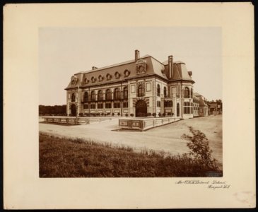 Mr. O.H.P. Belmont, Belcourt, Newport, R.I. - Frank H. Child, photographer, Newport, R.I. LCCN2014650193
