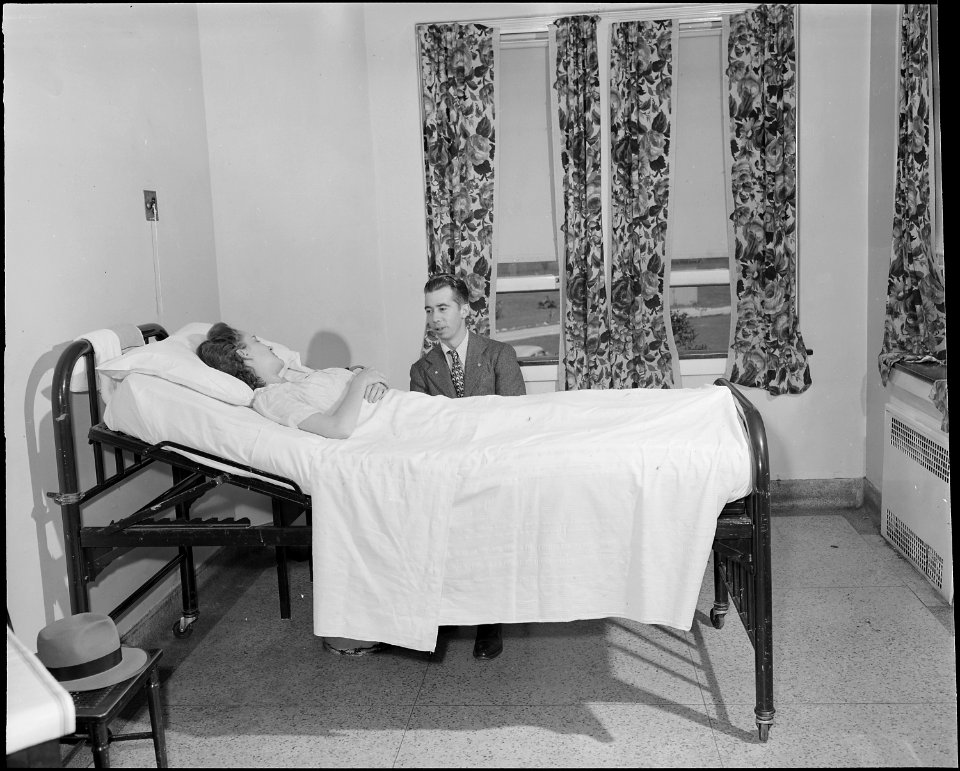 Mr. Richard Earls visits his wife, he works for the Pocahontas Corporation, at the Amonate Mine. Richlands, Tazewell... - NARA - 541096