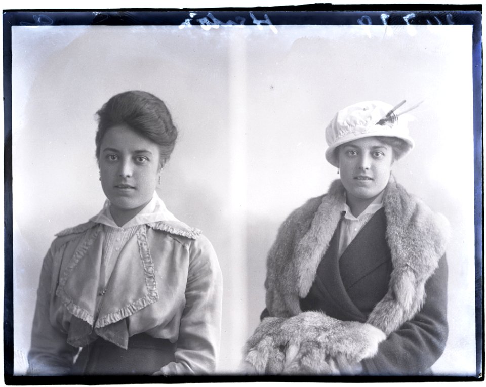 Mrs Henton, 7 Nov 1916 (16878424050)