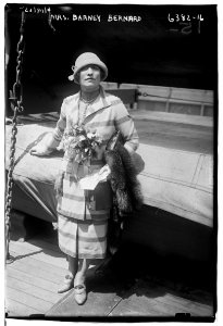 Mrs. Barney Bernard LCCN2014718401