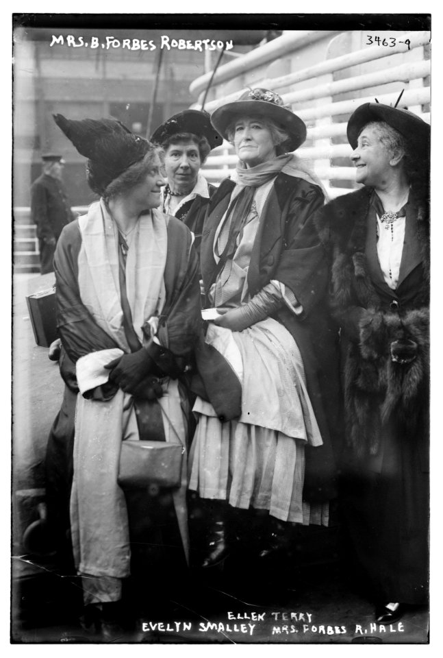 Mrs. B. Forbes Robertson LCCN2014698968