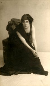 Mrs Patrick Campbell, stage actress (SAYRE 21624)