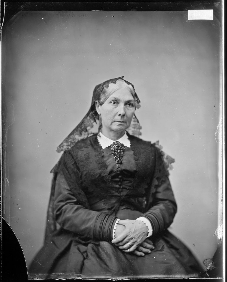 Mrs. Bradon - NARA - 525912