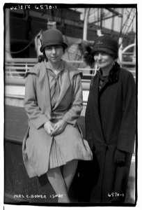 Mrs. C. Bower Ismay LCCN2014719343