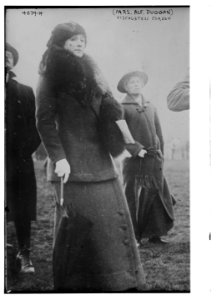 Mrs. Alfred Duggan), Viscountess Curzon LCCN2014703341