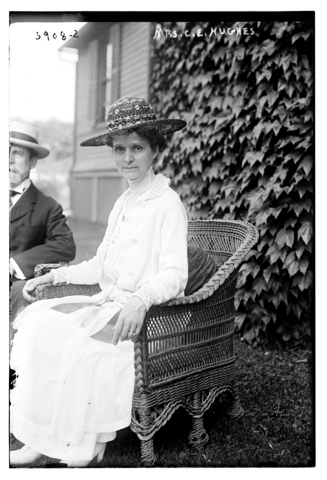 Mrs. C.E. Hughes LCCN2014702123