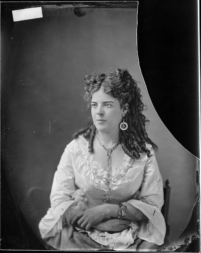 Mrs. Chapin - NARA - 525842