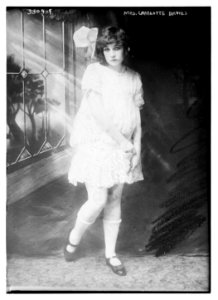 Mrs. Charlotte Davies LCCN2014703535