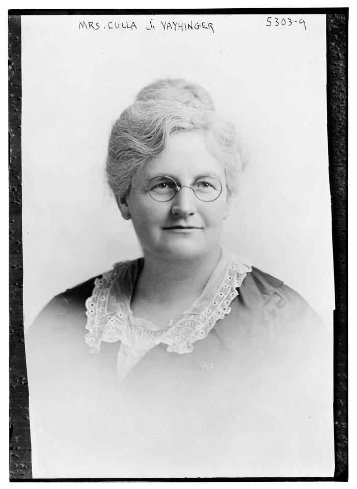Mrs. Culla J. Vayhinger LCCN2014711511