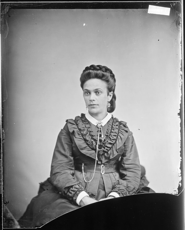 Mrs. F. Kurzman - NARA - 525920