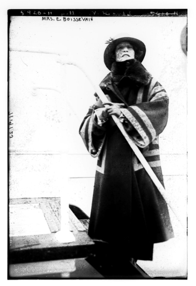Mrs. E. Boissevain (Edna St. Vincent Millay) LCCN2014715620