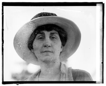 Mrs. Genevieve Allen LCCN2016828254