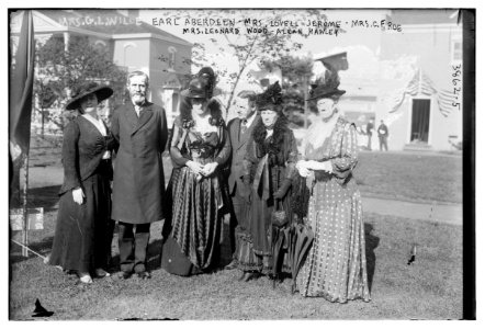 Mrs. G.L. Wilde, Earl of Aberdeen, Mrs. Lovell Jerome, Mrs. C.F. Roe, Mrs. Leonard Wood, Allan Hawley LCCN2014701725