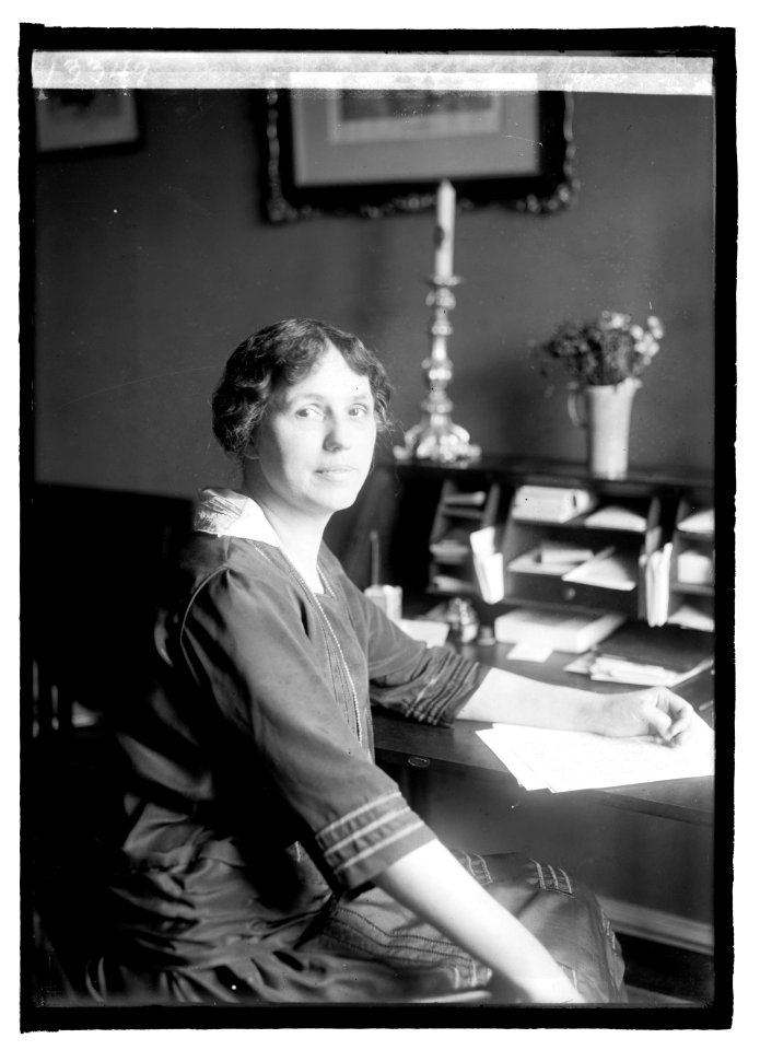 Mrs. Homer Hoch, 4-2-21 LCCN2016845114