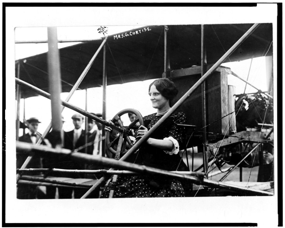 Mrs. Glenn Curtiss at the controls of an airplane LCCN93503467