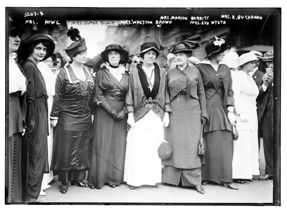 Mrs. Howe, Mrs. Elmer Black, Mrs. Walston Brown, Mrs. Marion Burritt Mrs. B. Buchannan, Mrs. Eva Wyeth LCCN2014697172