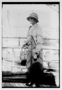 Mrs. J. Borden Harriman LCCN2014716439