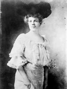 Mrs. J.J. Pershing LCCN2014699771 (cropped)