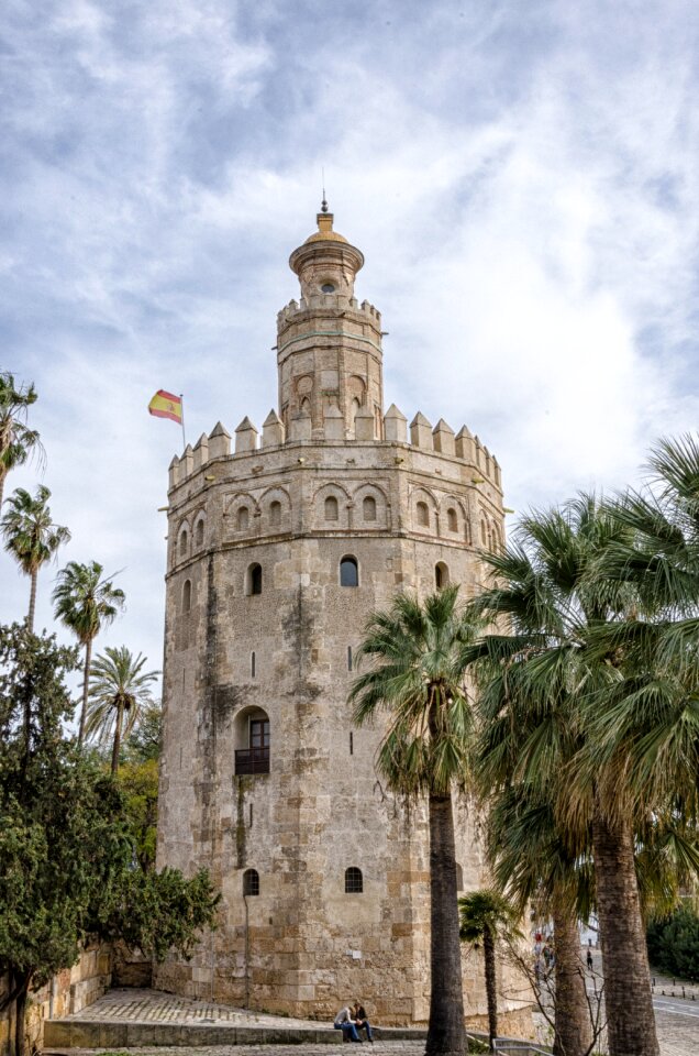 Building tourism historically