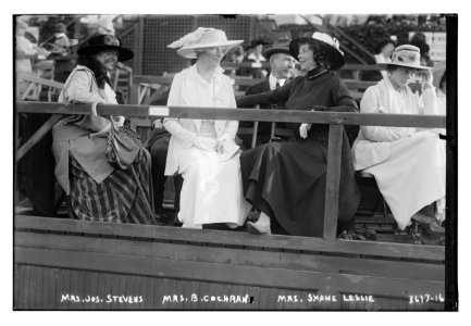 Mrs. Jos. Stevens, Mrs. B. Cochran (i.e., Cockran), Mrs. Shane Leslie LCCN2014699955