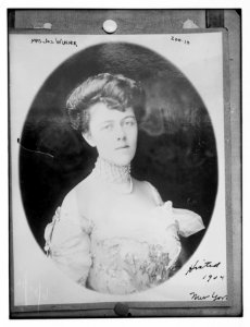 Mrs. Jos. Widener, N.Y. LCCN2014681143