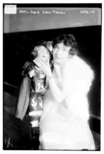 Mrs. John Chas. Thomas LCCN2014700549