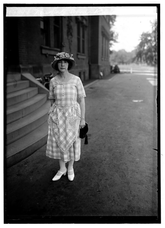 Mrs. Kate Wood Ray, 7-29-22 LCCN2016846602