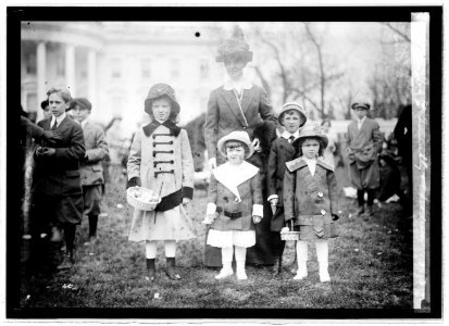 Mrs. Jos. P. Tumulty & children, 1913 LCCN2016844610