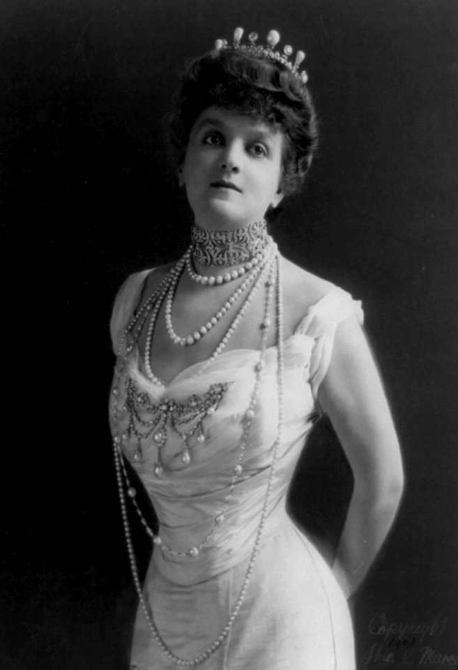 Mrs. George Jay Gould LCCN98518970 (cropped)