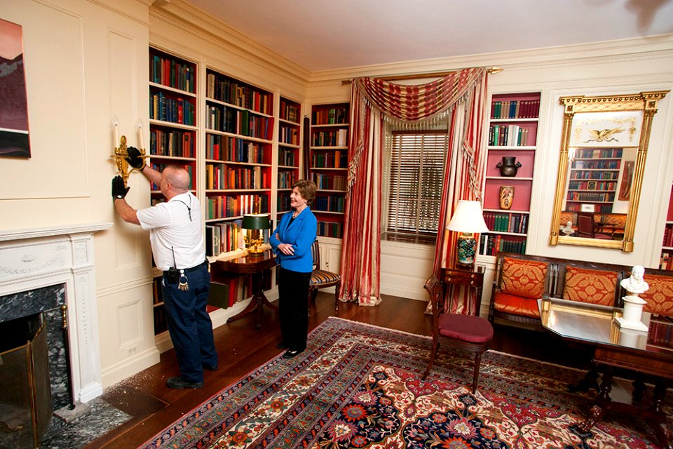 Mrs. Laura Bush Observes White House Library Renovations NARA 7431303