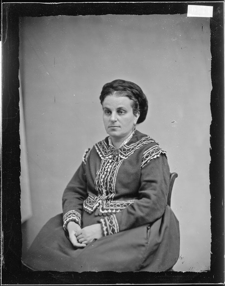 Mrs. M. F. Wend (4190094373)