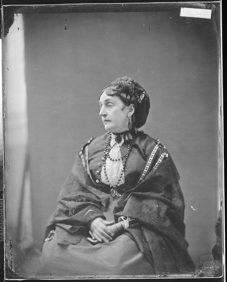 Mrs. Lester - NARA - 526465