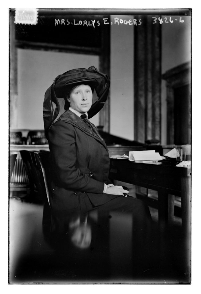 Mrs. Lorlys E. Rogers LCCN2014701488