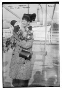 Mrs. Niles Weihaff LCCN2014700502