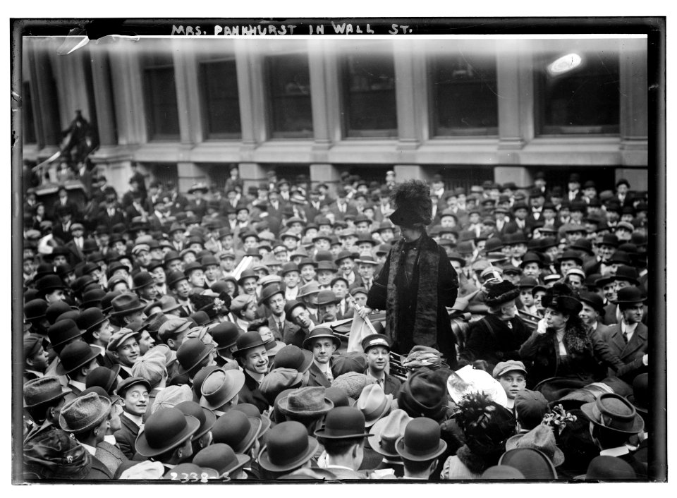 Mrs. Pankhurst in Wall St. LCCN2014689972
