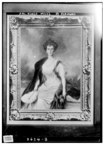 Mrs. Ogden Mills by Flameng LCCN2014692524