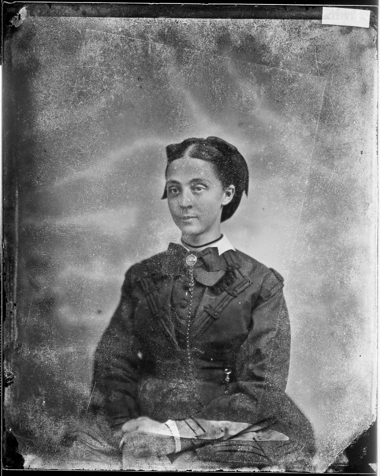 Mrs. S.A. Hare - NARA - 525937