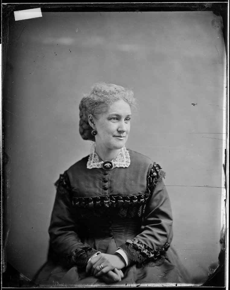 Mrs. Pruyn - NARA - 525859