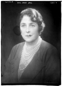 Mrs. Solly Joel LCCN2014718176